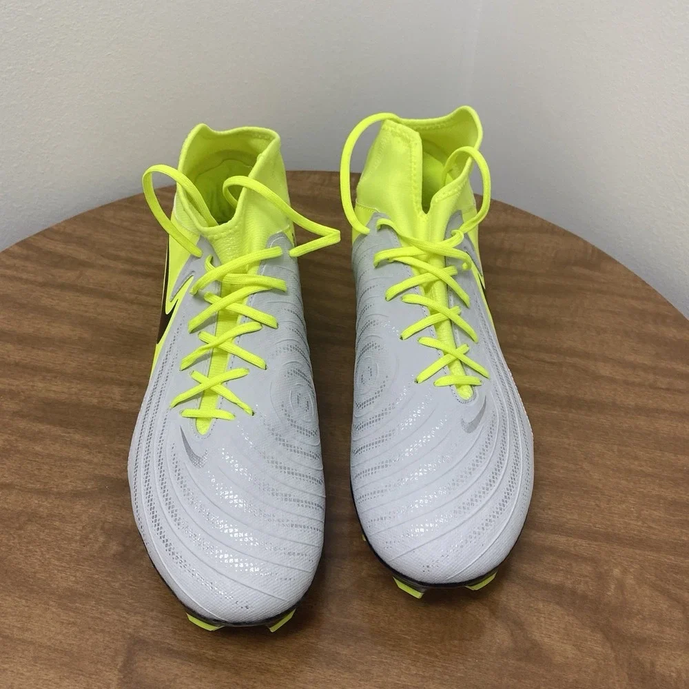 Nike phantom luna